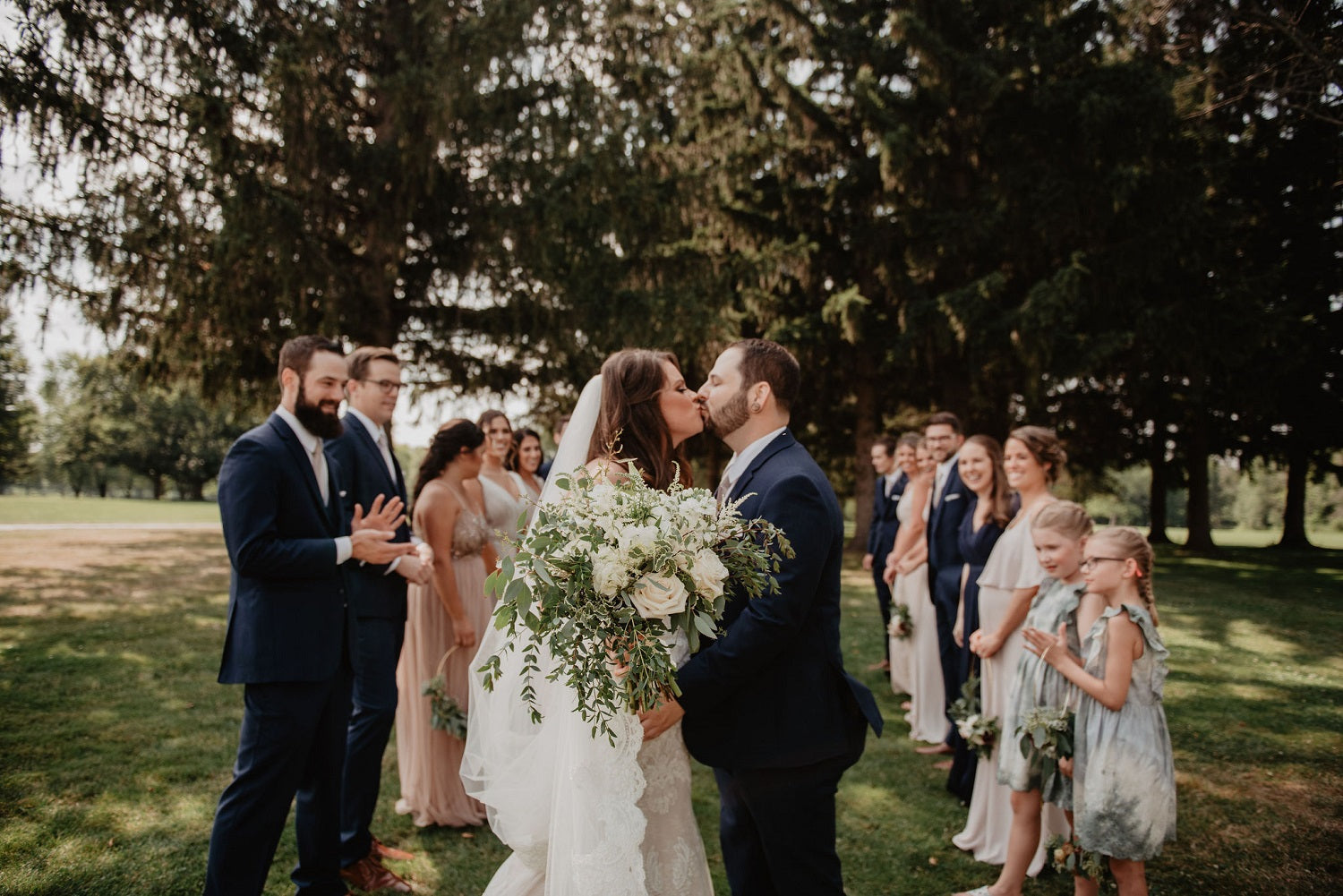 Deerfield Country Club Romantic Wedding | Leanne + Pete