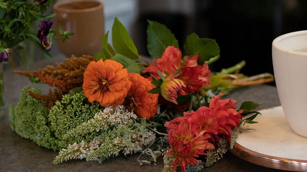 Loose blooms ready to be designed image by tammy swales photography