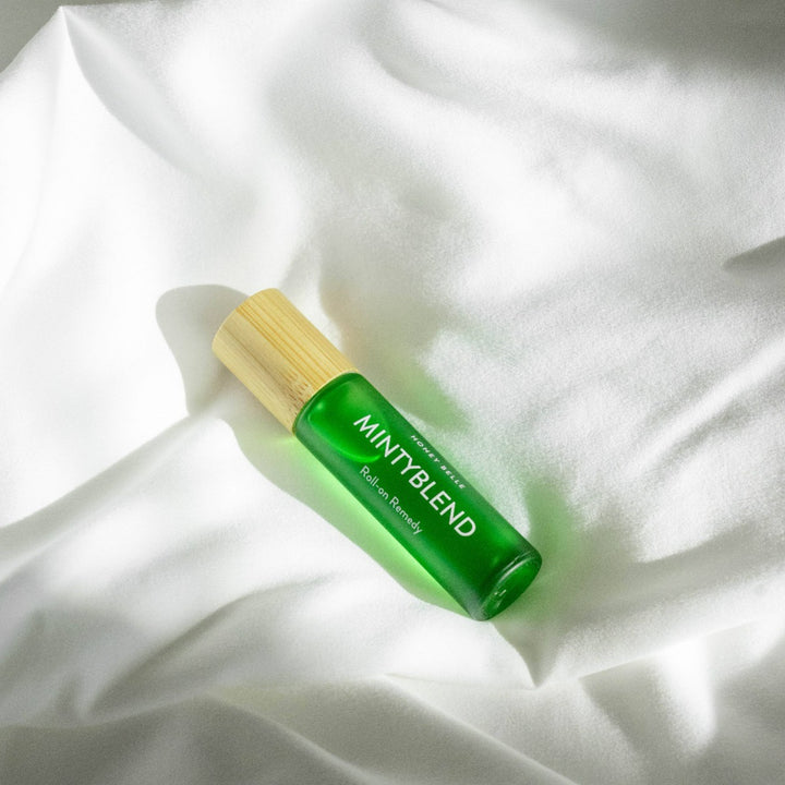 Roll-on Remedy: - Help ease congestion - Help improve skin tone - Help rejuvenate the skin - Help diminish dark spots Breathe in to: - Clear - Energize - Decongest - Improve mental function Key ingredients: - Peppermint - Eucalyptus - Wintergreen - Spearmint