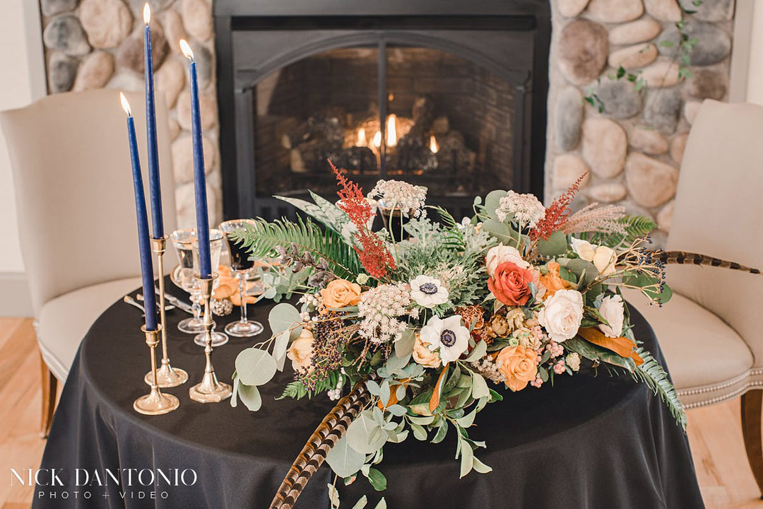 fall inspired sweetheart table arrangement