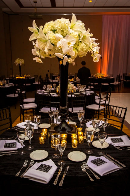 Black and White Wedding | Temple B'rith Kodesh | Elegant Wedding