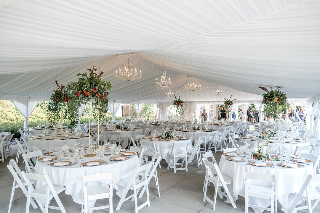 The Inns of Aurora Wedding Flowers | Elizabeth + Michael