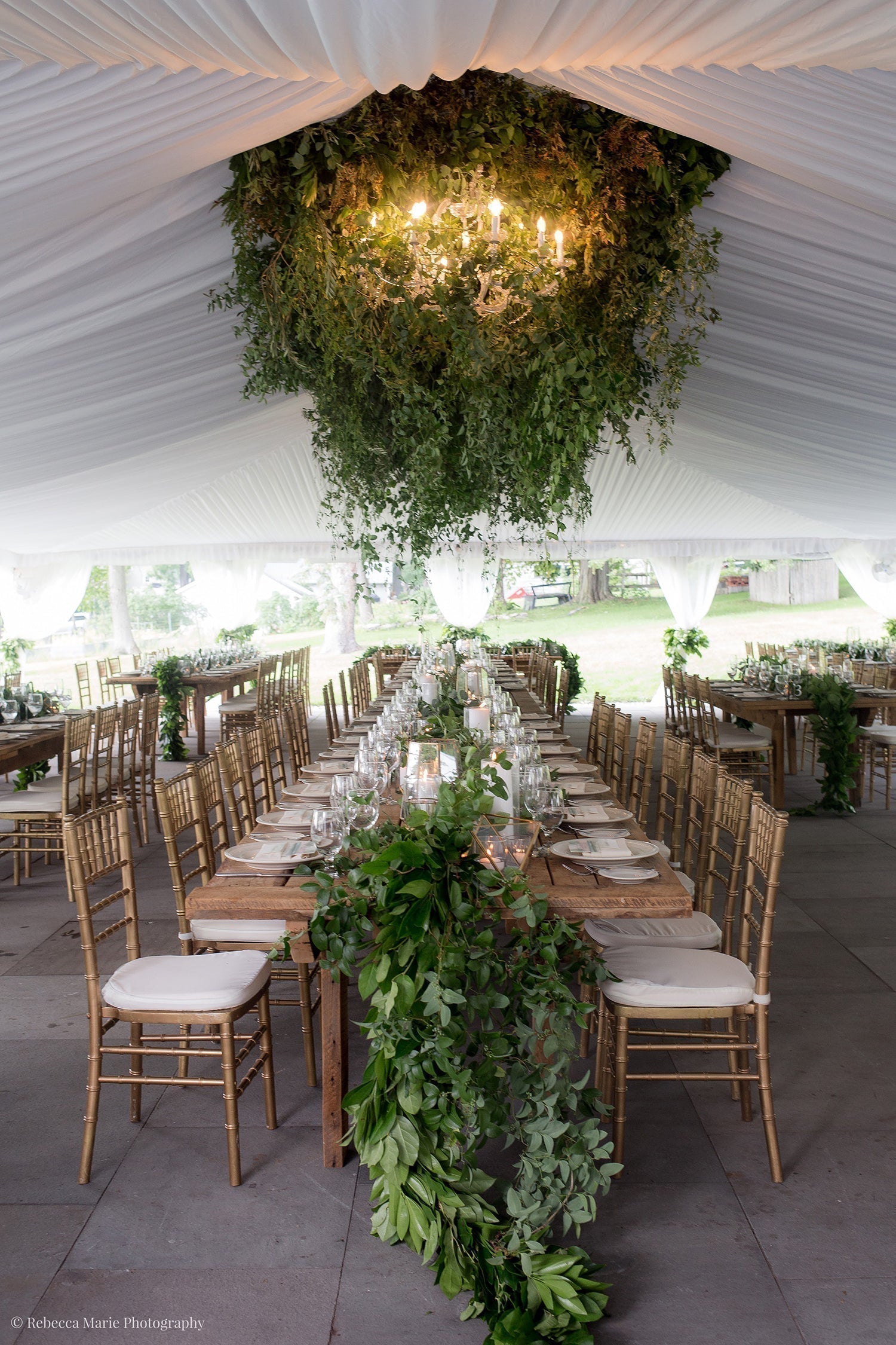 The Inns of Aurora Wedding Flowers | Lyss and Drew