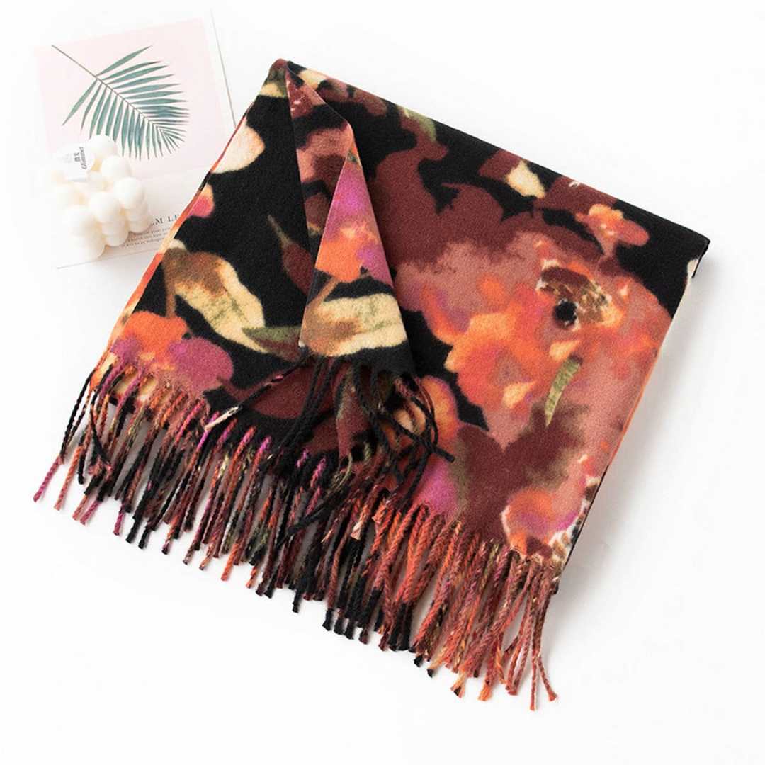 Accity | Retro Tassel Scarf | Abstract floral pattern.