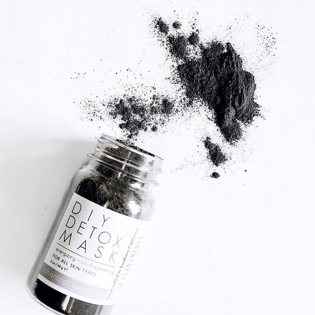 Honey Belle Charcoal Cardamom DIY Detox Mask features a powder-based bentonite clay mask that is so versatile.