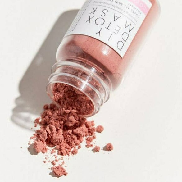 Honey Belle Coconut Rose DIY Detox Mask features a powder-based kaolin clay mask that is so versatile.