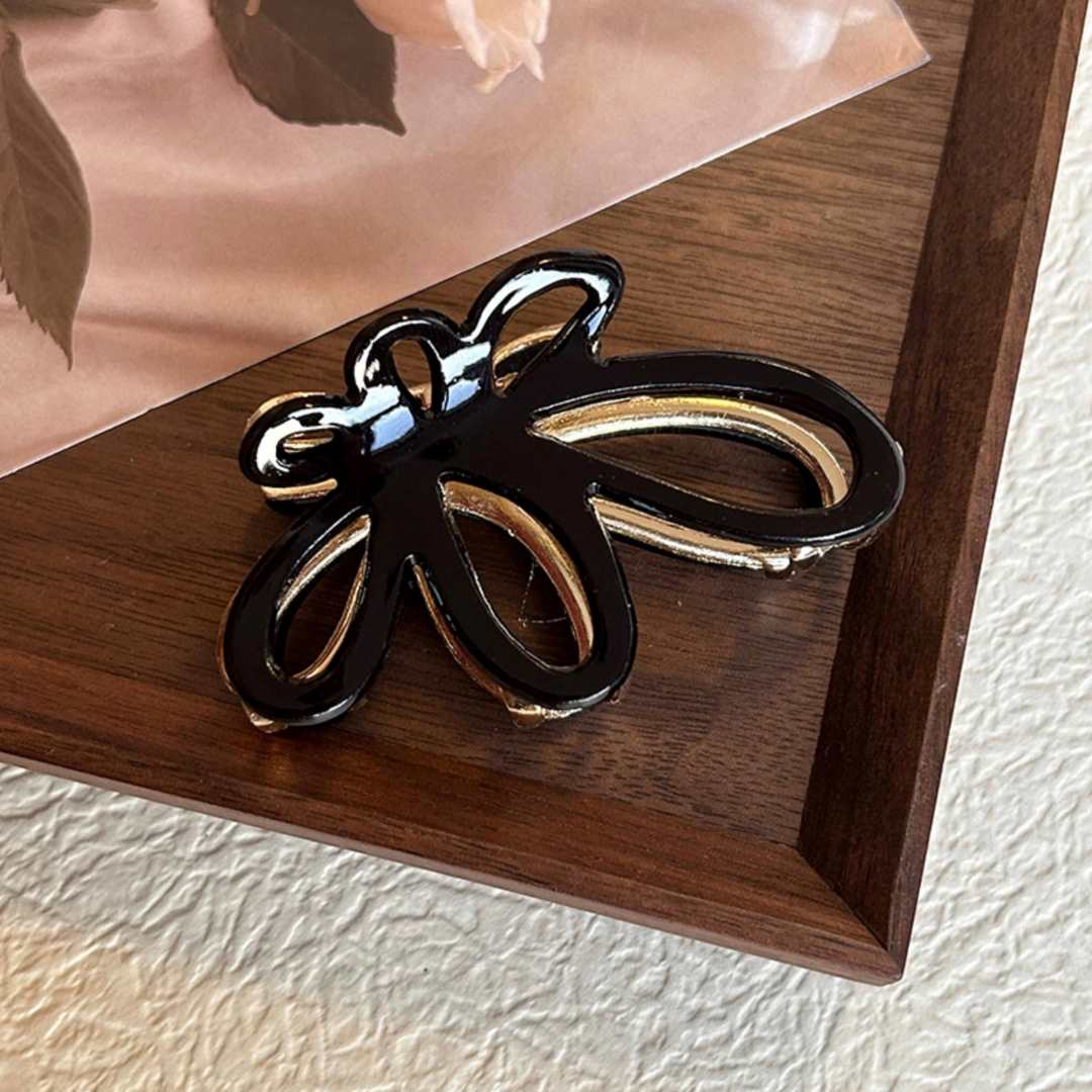 Lovelina | Floral Hair Clip | Black
