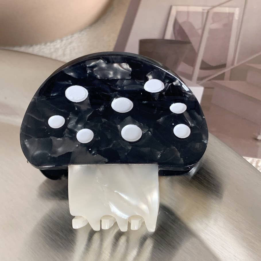 Lovelina | Mushroom Hair Clip | Black