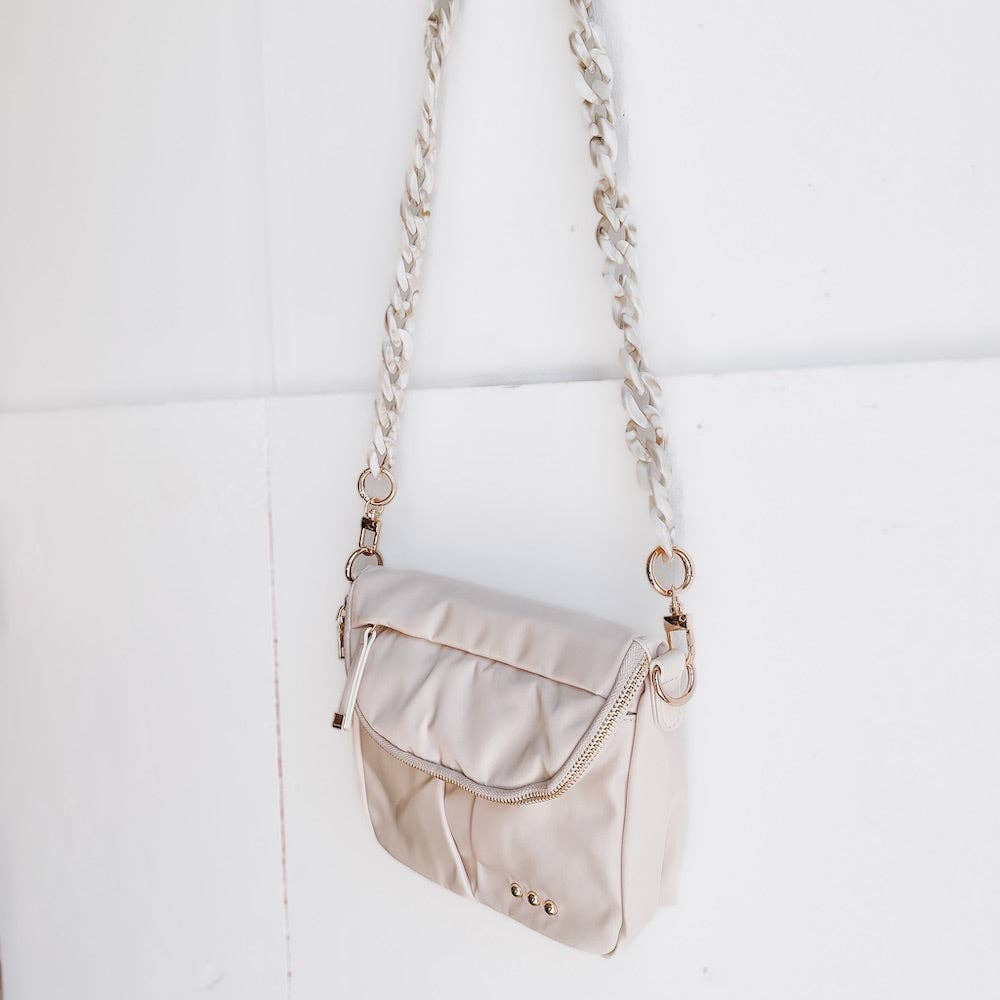 Pretty Simple | Cream Acrylic Chain Strap | Cream crossbody bag.