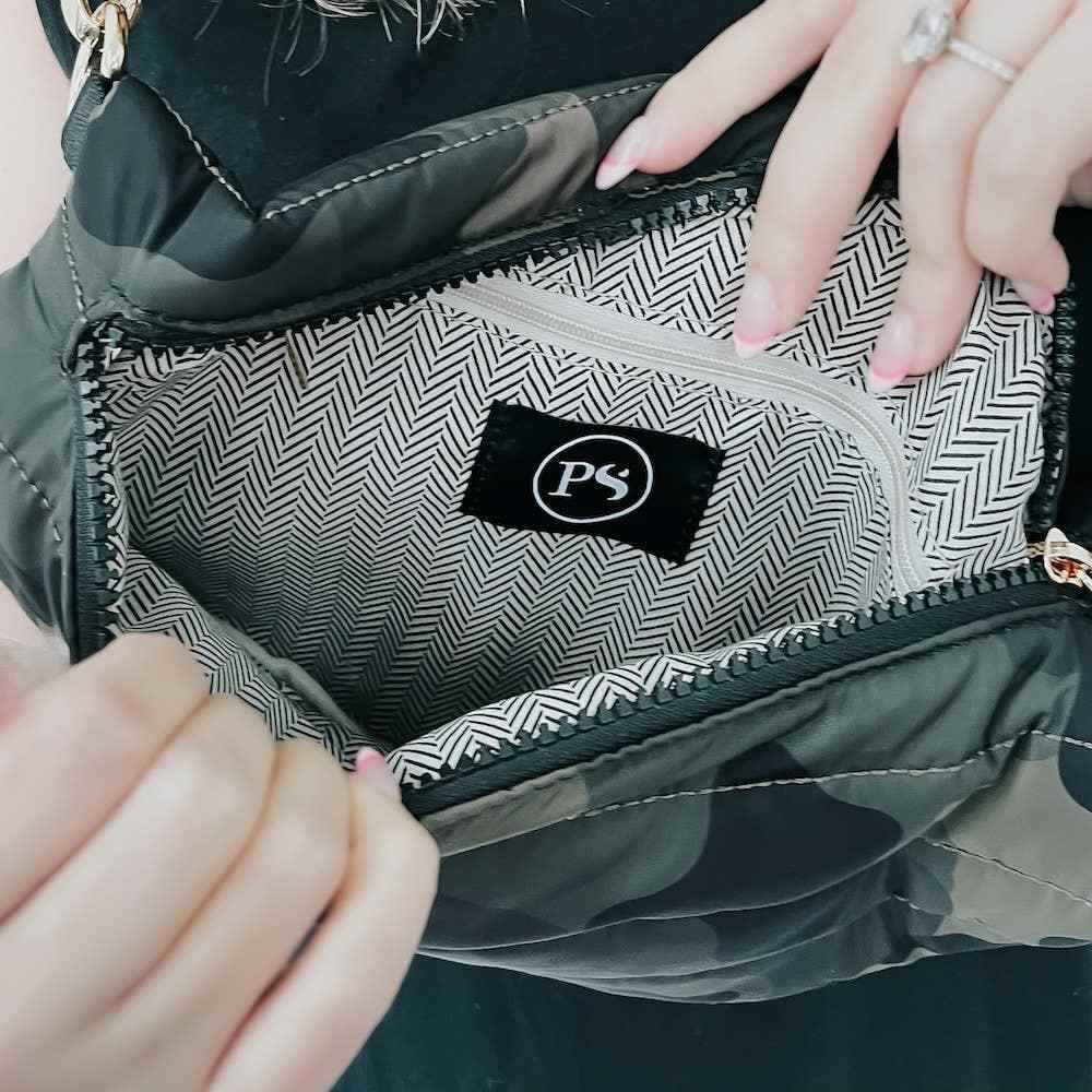Pretty Simple | Jolly Puffer Belt Bag | Camo bag interior.