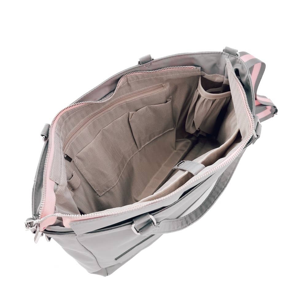 Pretty Simple | Nina Nylon Tote | Interior shot showing off the many pockets.